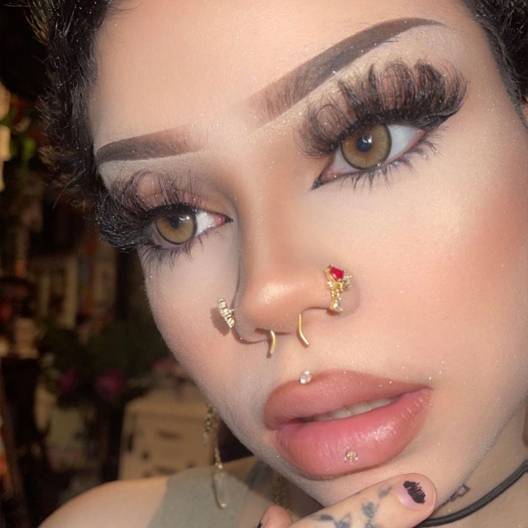 Amber Aura Contact Lenses