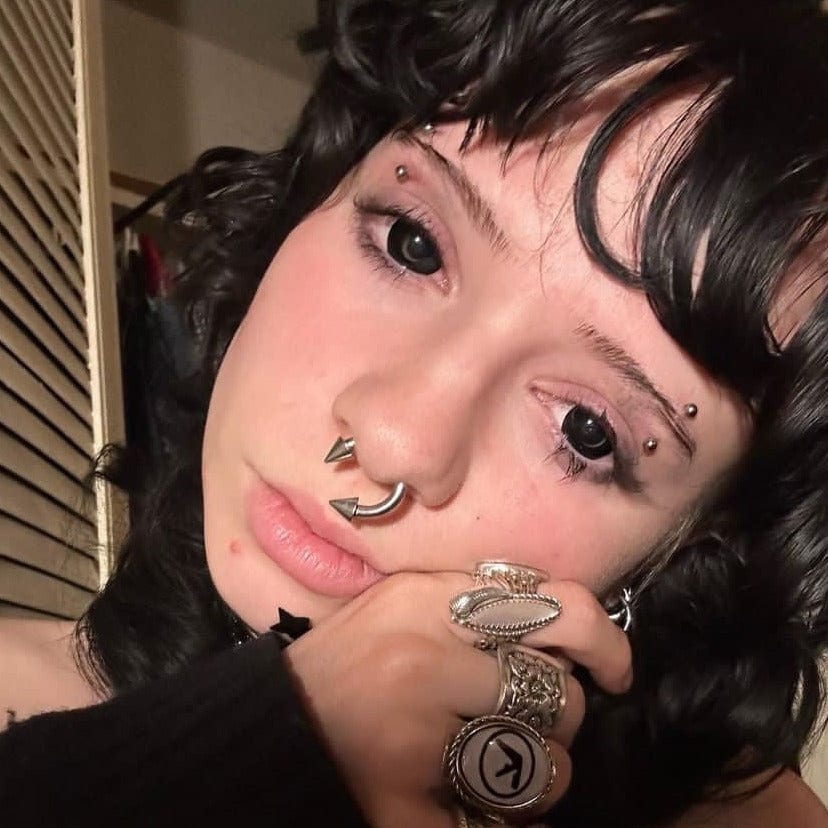 Linn's Dollie Darknight Black Contact Lenses