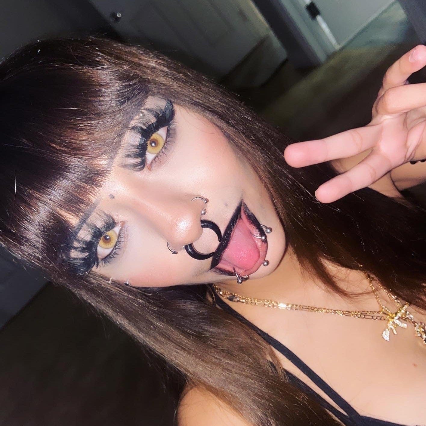 Curly Girl Contact Lenses