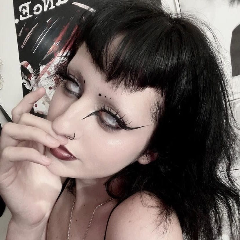 Cat's Gridding White Contact Lenses