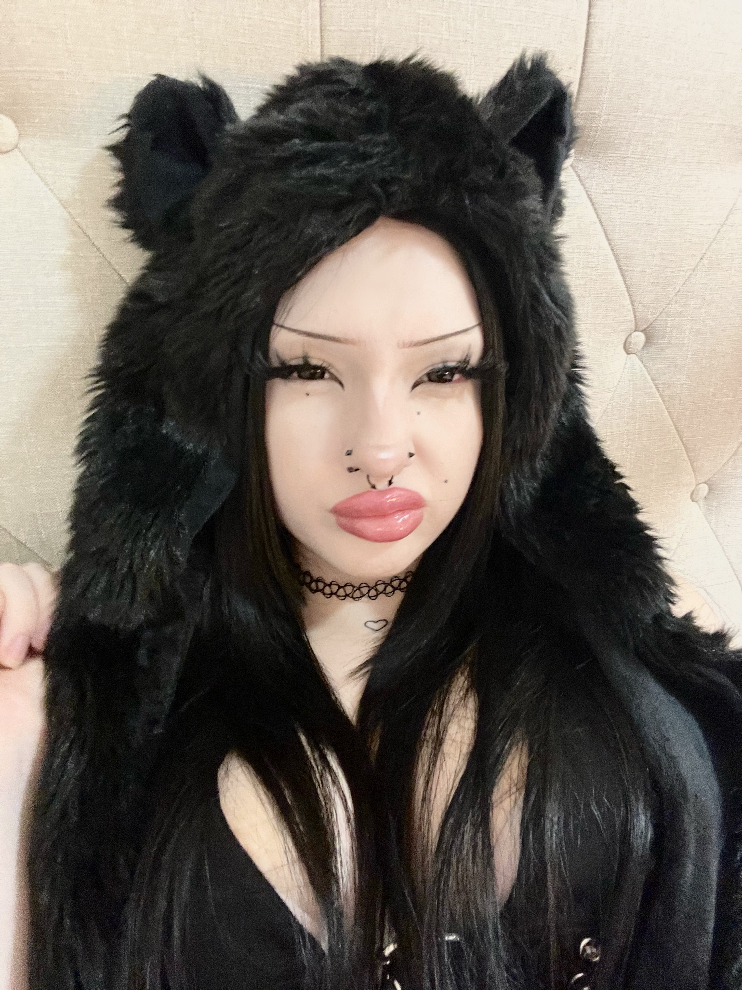 Linn's Dollie Darknight Black Contact Lenses