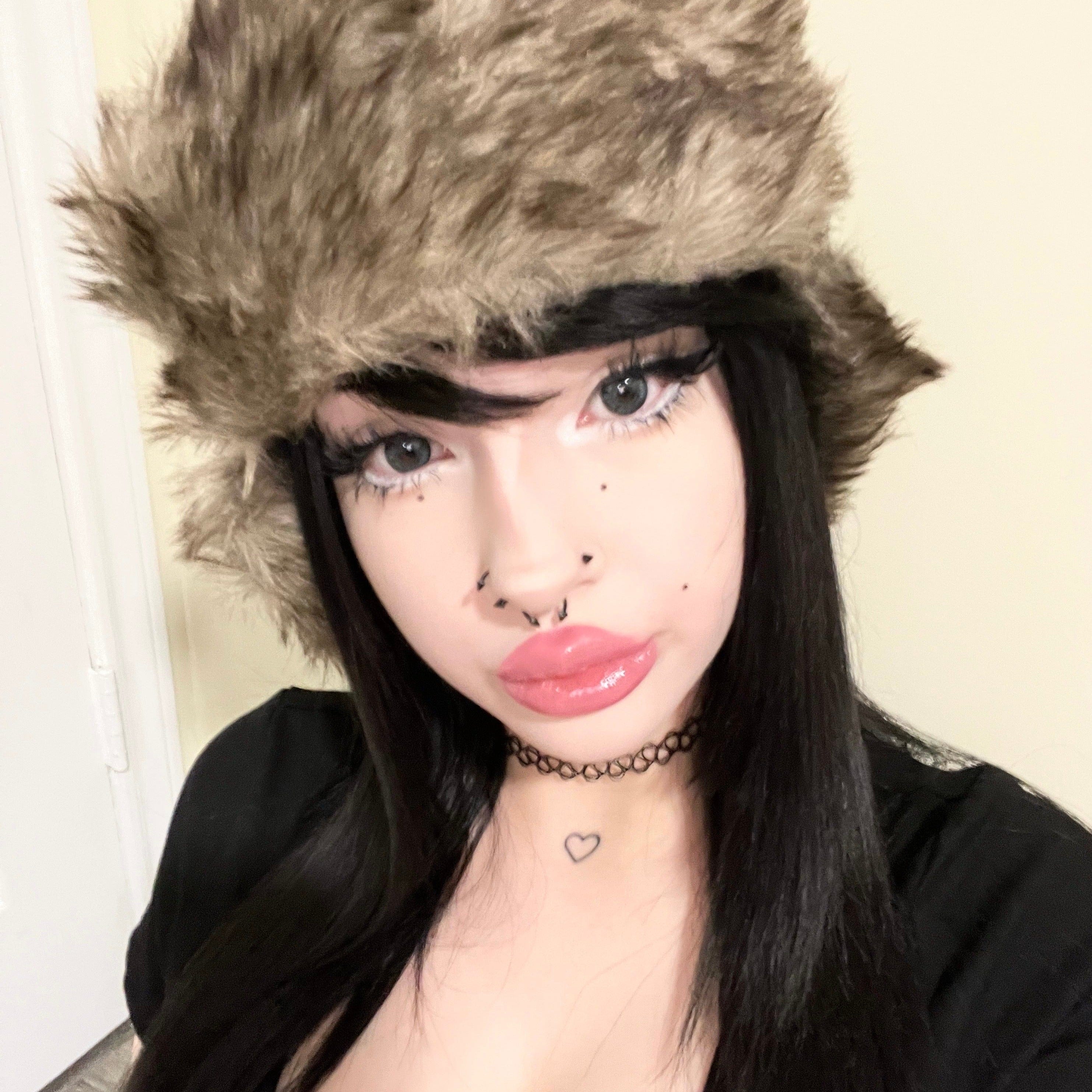 Eerie Doll Eye Contact Lenses