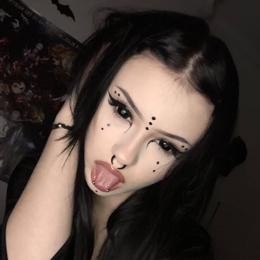 Linn's Sullen Doll Eye 17mm Mini Sclera Contact Lenses