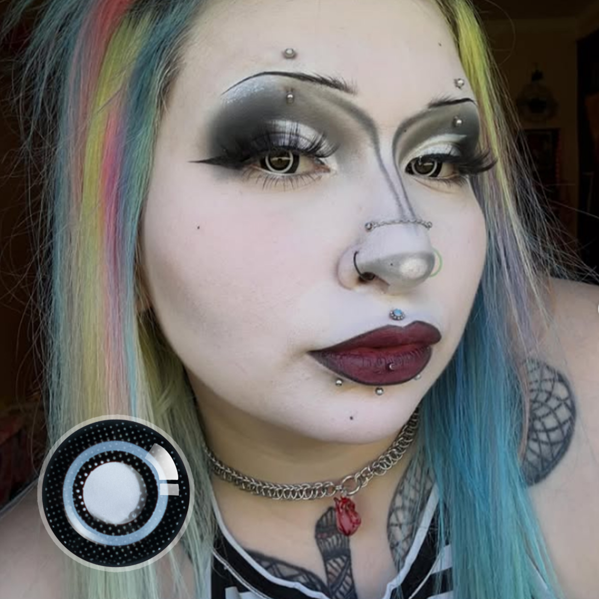 r0ttend0lly X Goth Dizzy Doll Contact Lenses