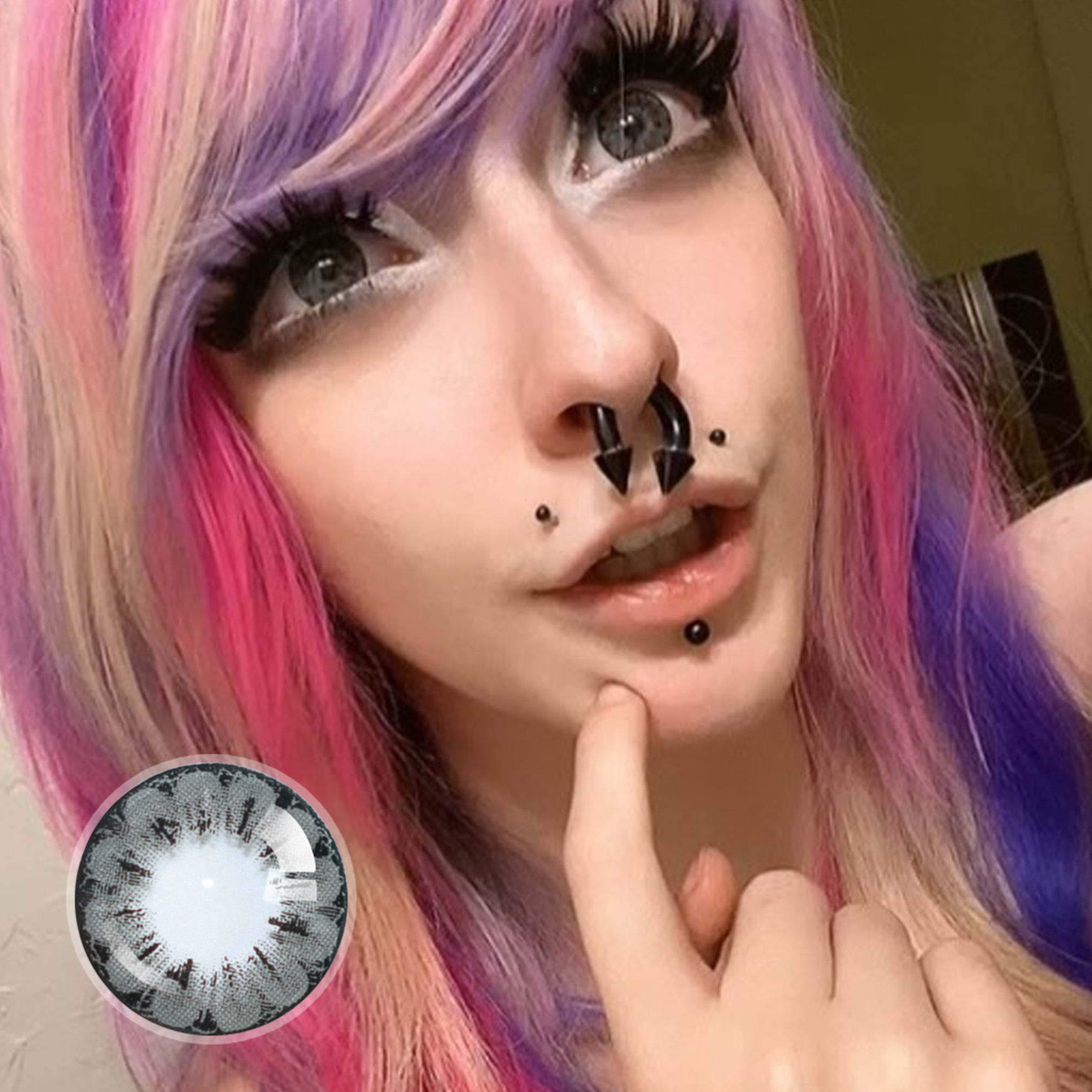 z0mb1e_irl X Rebel Gray Contact Lenses