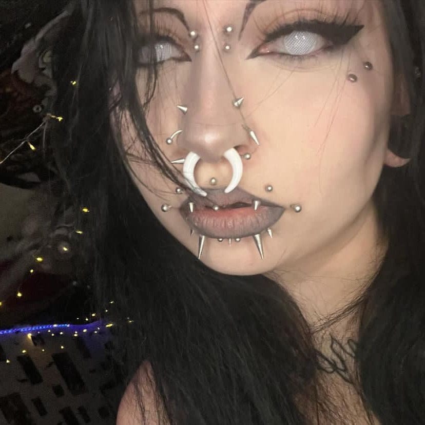 Cat's Gridding White Contact Lenses