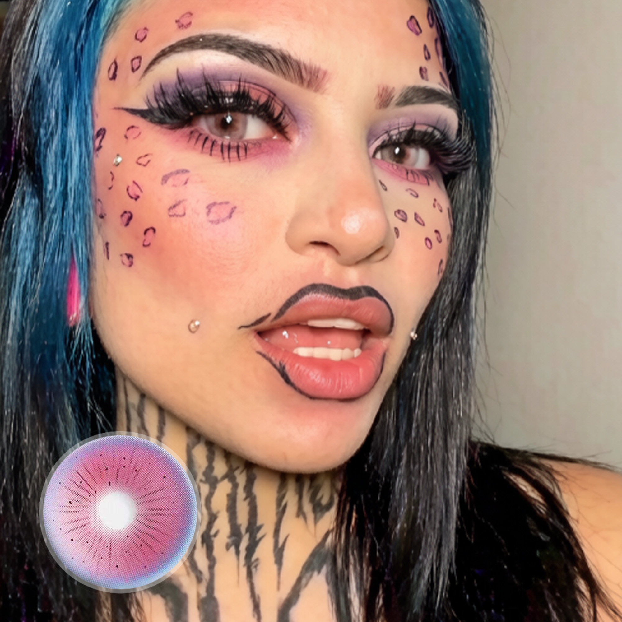 freakshow_keezh X Pink Star Contact Lenses