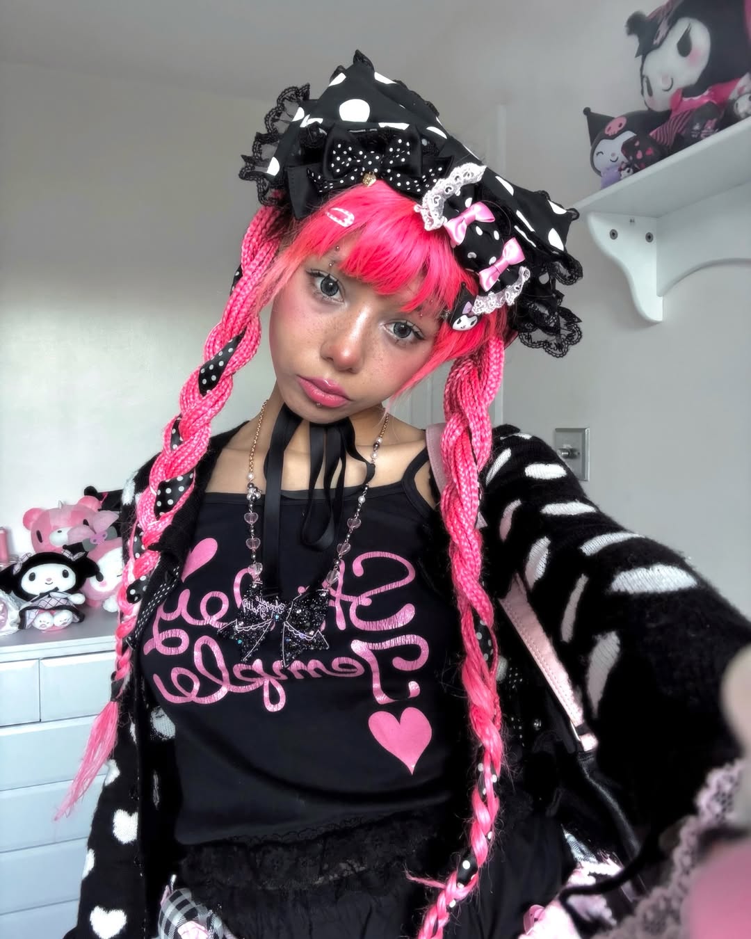 Wild Rose Contact Lenses