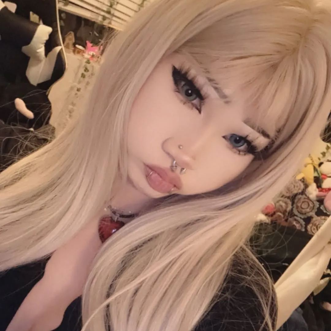 Himalaya Blue Contact Lenses