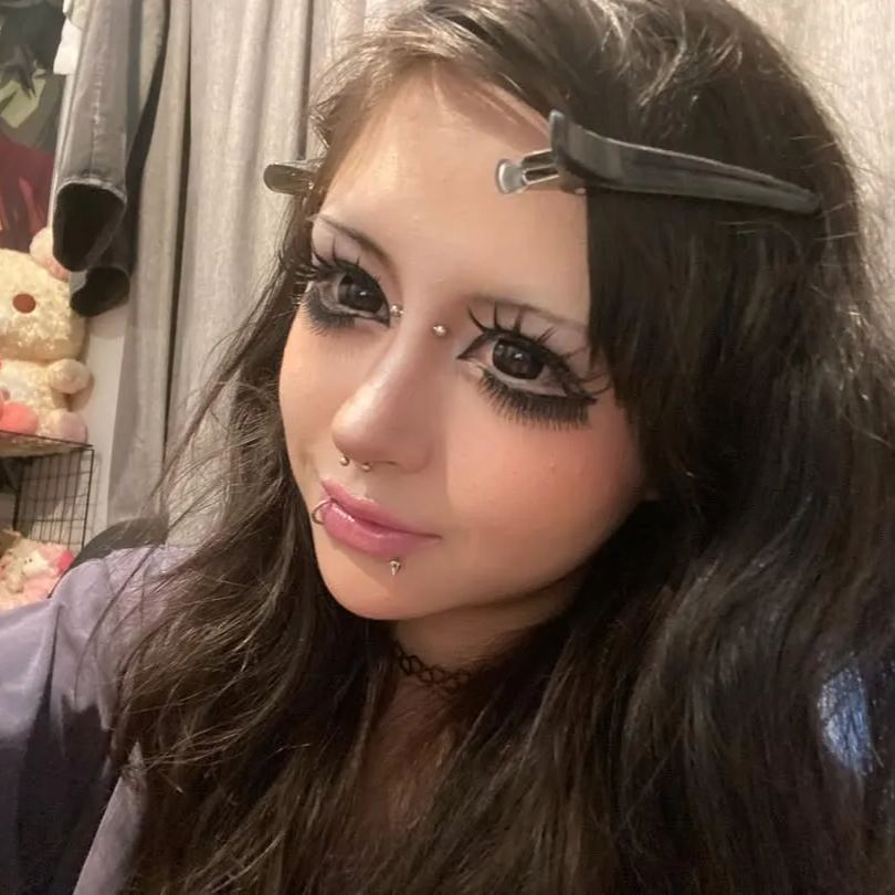 Linn's Sullen Doll Eye 17mm Mini Sclera Contact Lenses