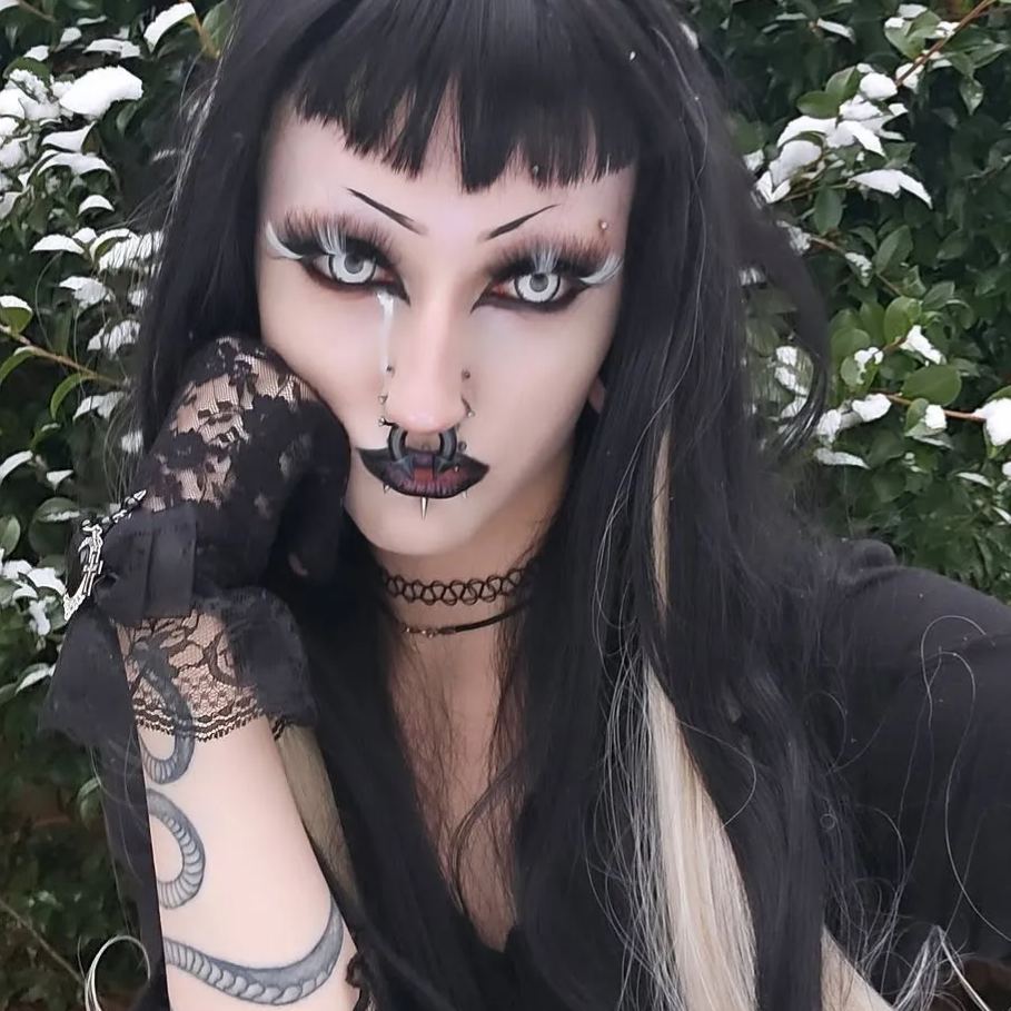 ALEXIS' Skeleton Doll Eye Mini Sclera Contact Lenses (17MM)