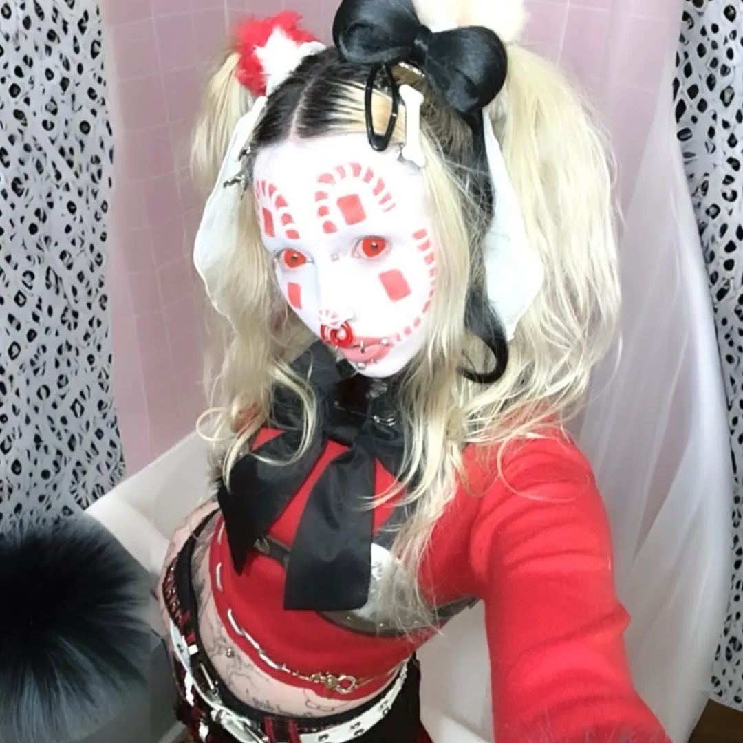 FAE'S Red Demon Doll Eye Mini Sclera Contact Lenses (17MM)