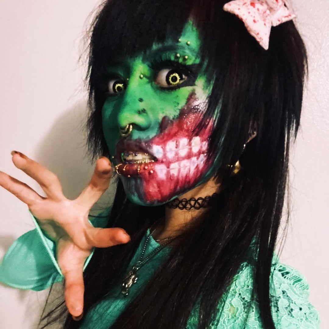 Carson's Zombie Green Contact Lenses