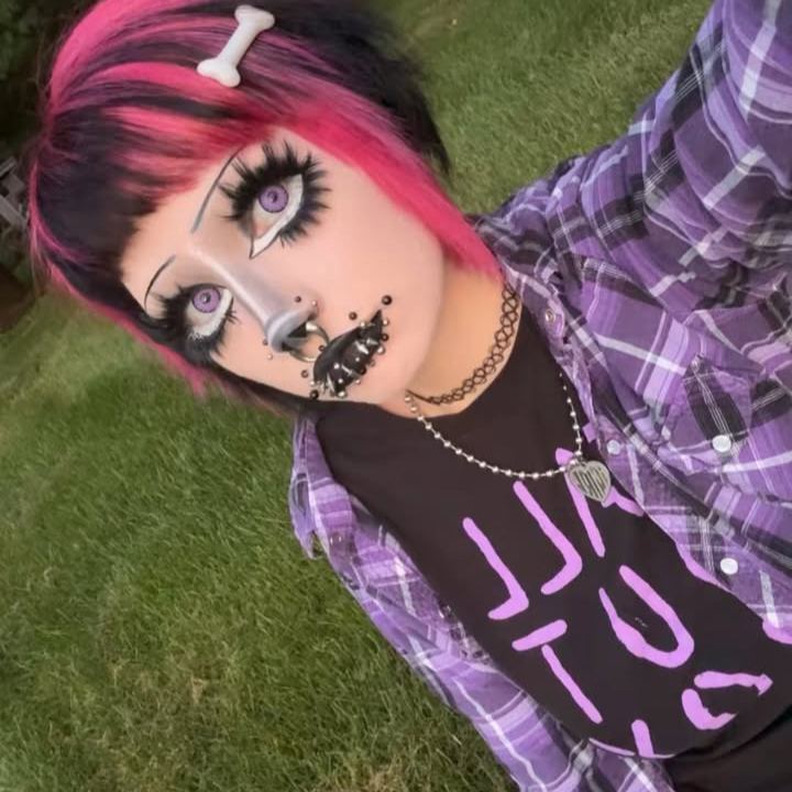 Kyra's Witchs Eye Contact Lenses