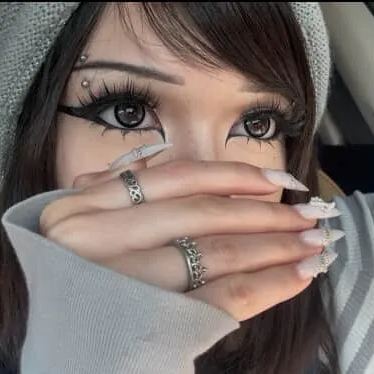 Poopie's Fallen Angel Contact Lenses