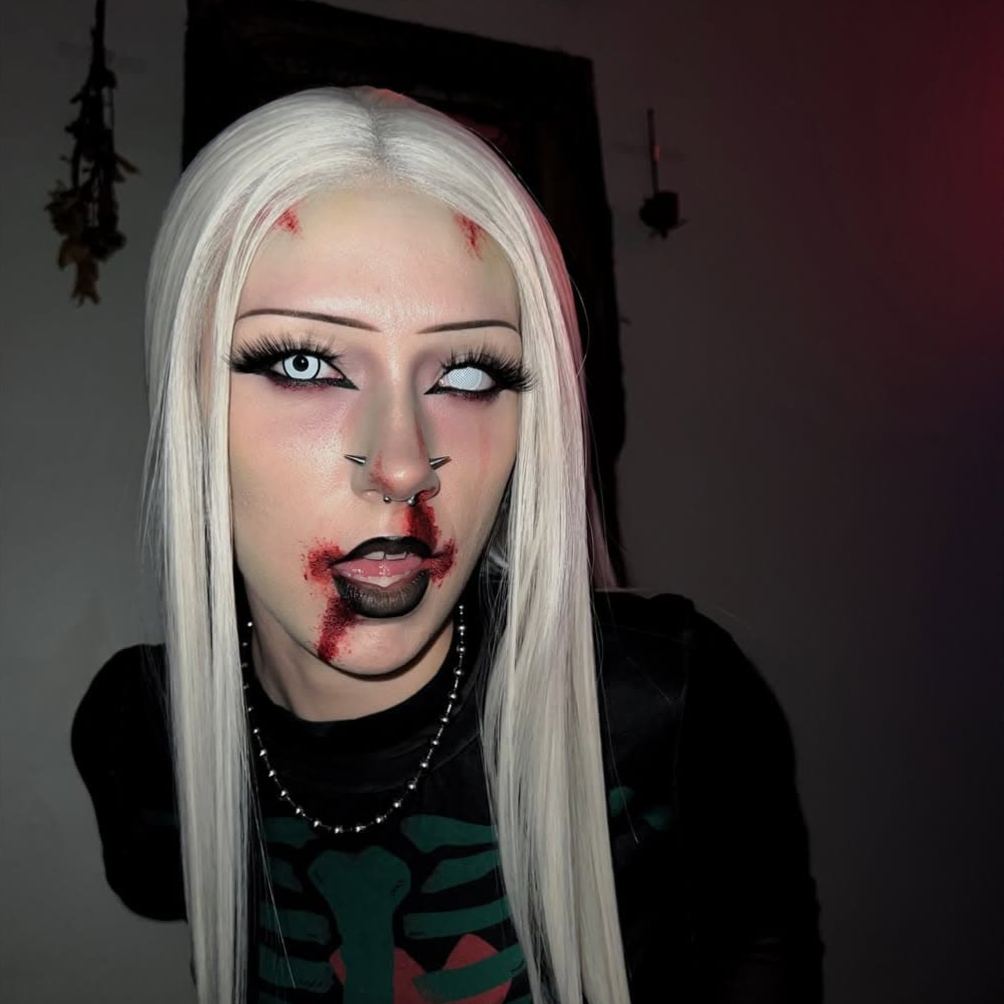 Mari's Gridding White | Cos | Zombie | 14mm | 1 Year