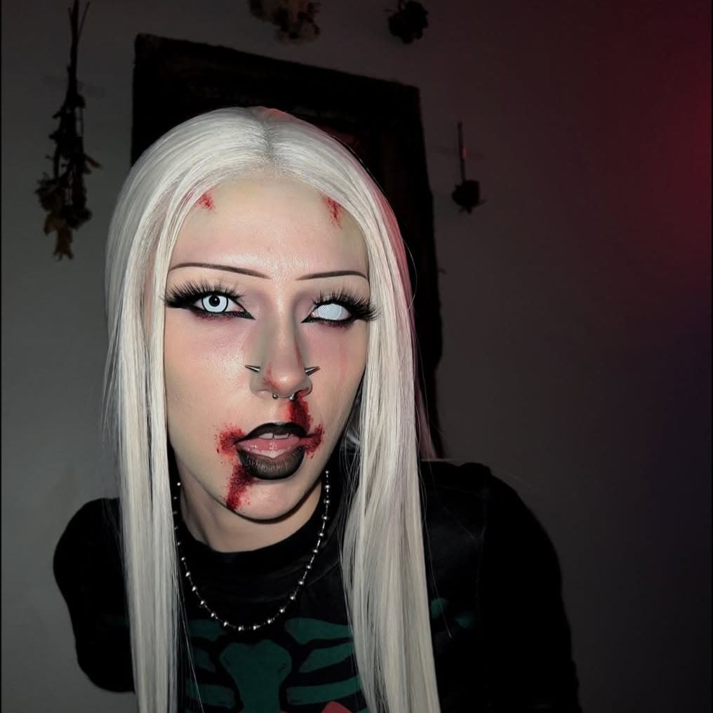 londonactress's Gridding White | Cos | Zombie | 14mm | 1 Year