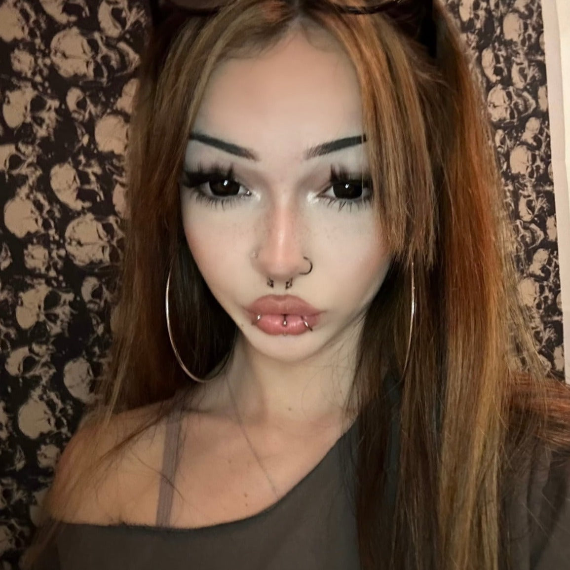 Linn's Sullen Doll Eye 17mm Mini Sclera Contact Lenses