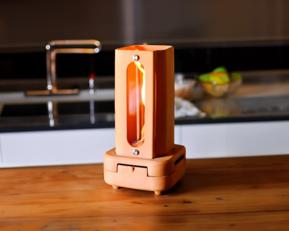 Tornado - Heat and perfume your home with a spinning flame