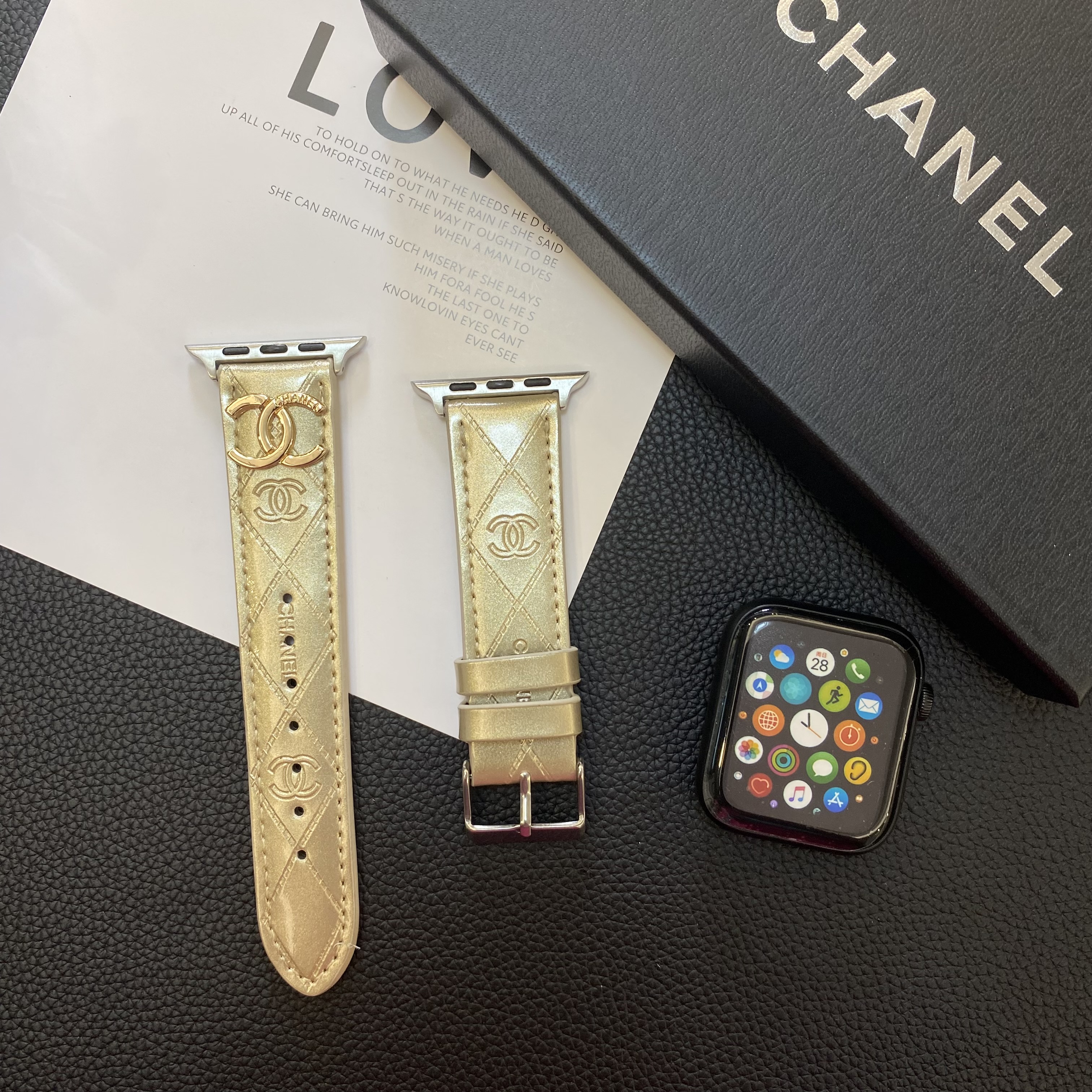 Luxury leather Shiny Apple Watch Bands