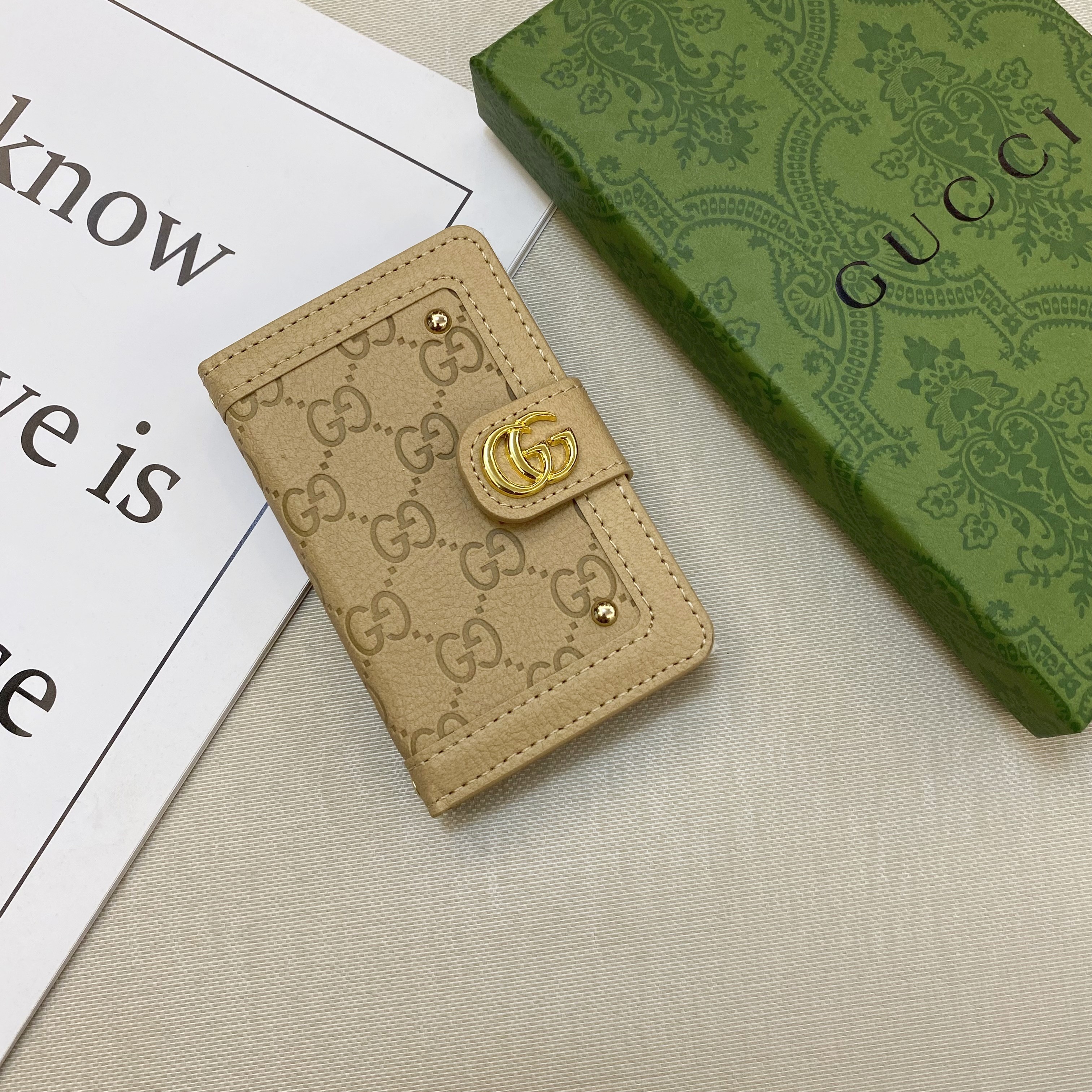 Luxury Leather Wallet Card Holder & Coin Purse With Snap Closure