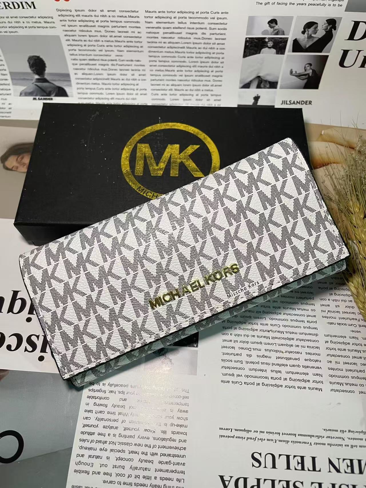 luxurious Leather Flap Wallet