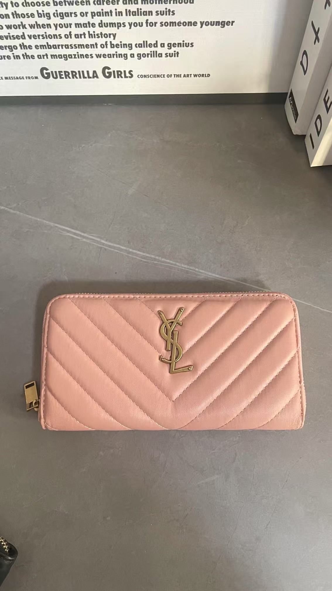 Luxury leather Wallet