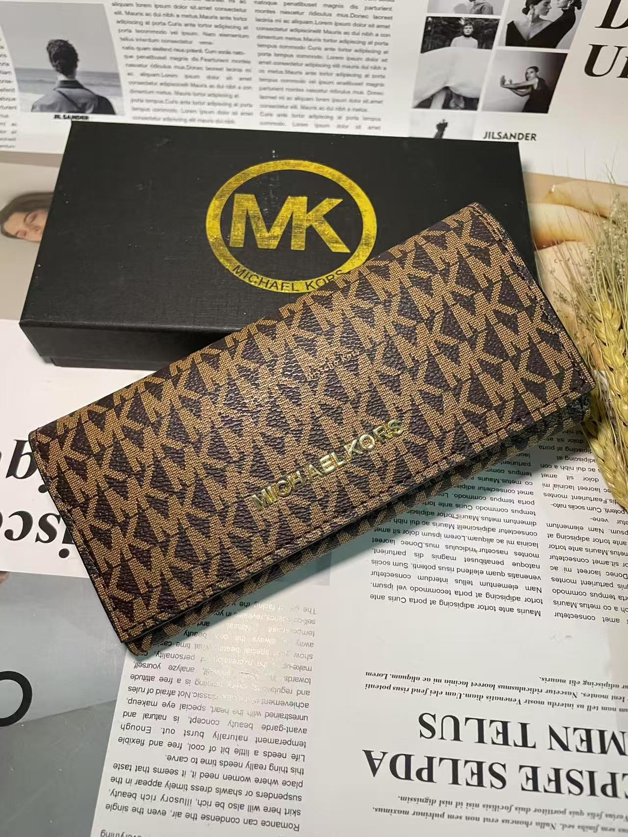 luxurious Leather Flap Wallet