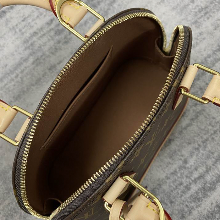 Classic Luxury Leather V Crossbody Bag