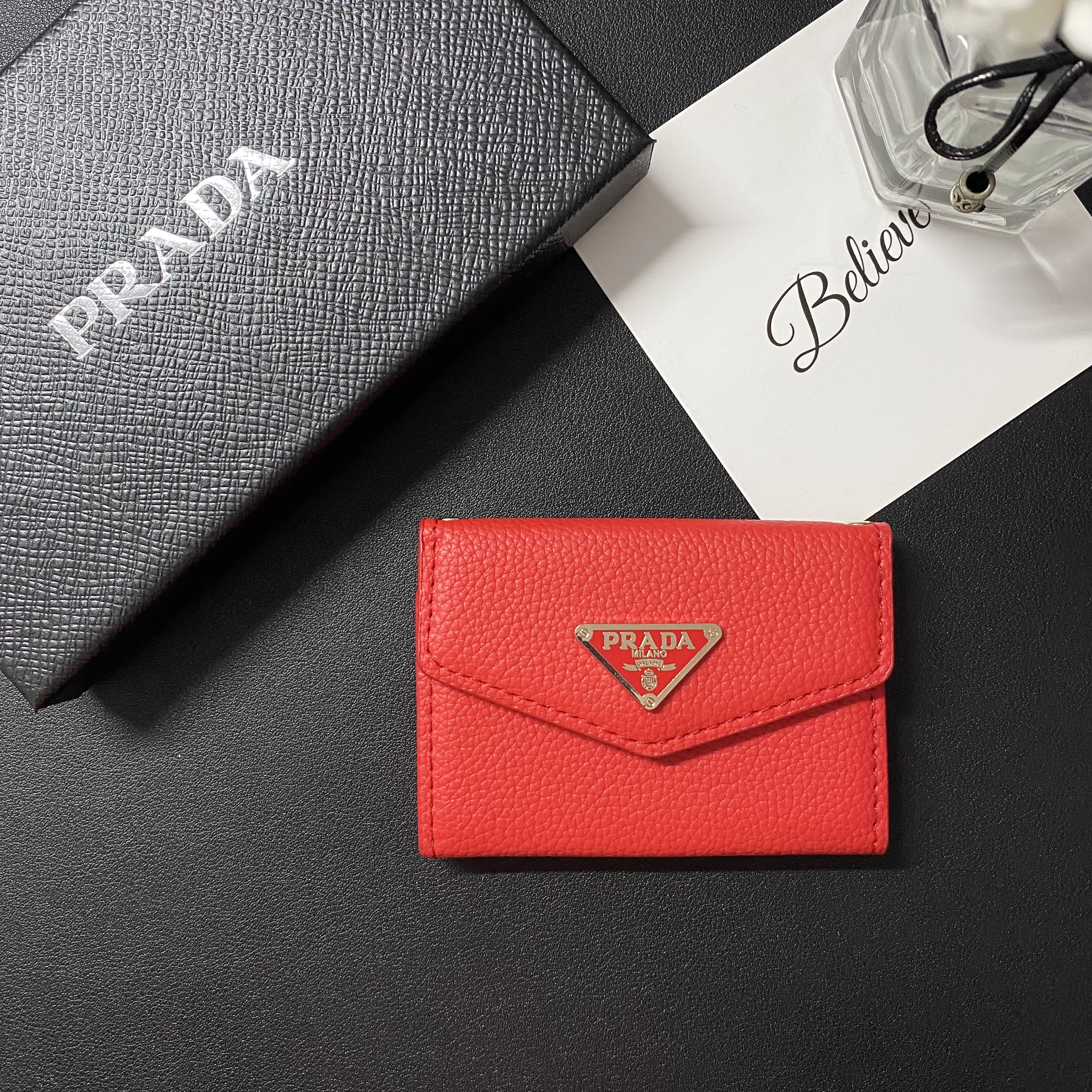 Classic Luxury Leather Wallet Card Holder & Coin Purse With Snap Closure