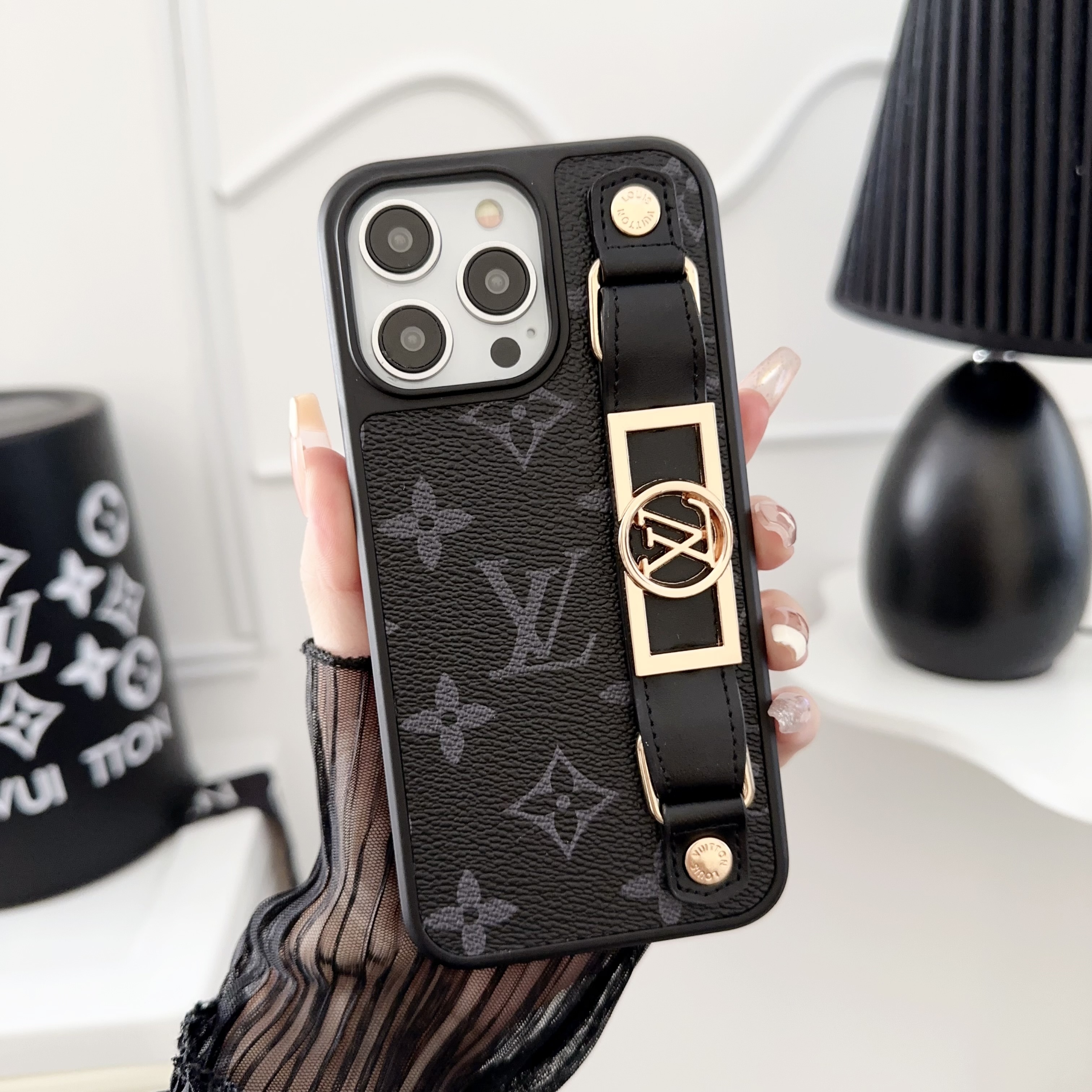 Louis Vuitton Gucci Leather Monogram iPhone Case With Holder
