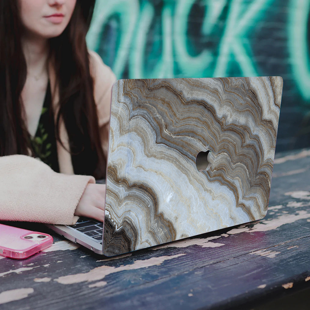 Explore Macbook Case-BELKCASE