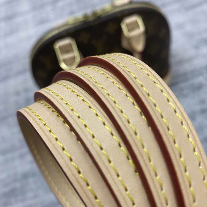 Classic Luxury Leather V Crossbody Bag