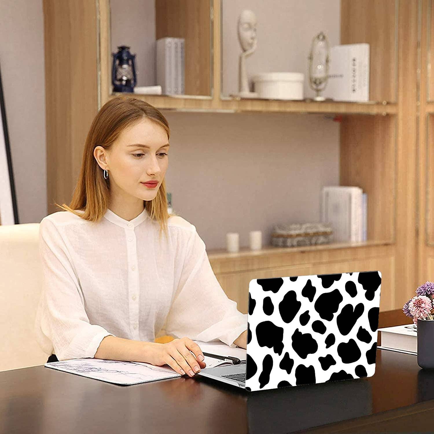 Cow pattern Macbook Case-BELKCASE