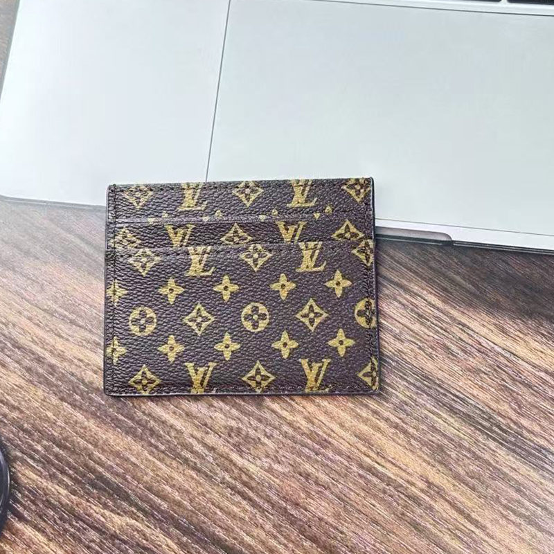 Classic Leather V Wallet Card Holder