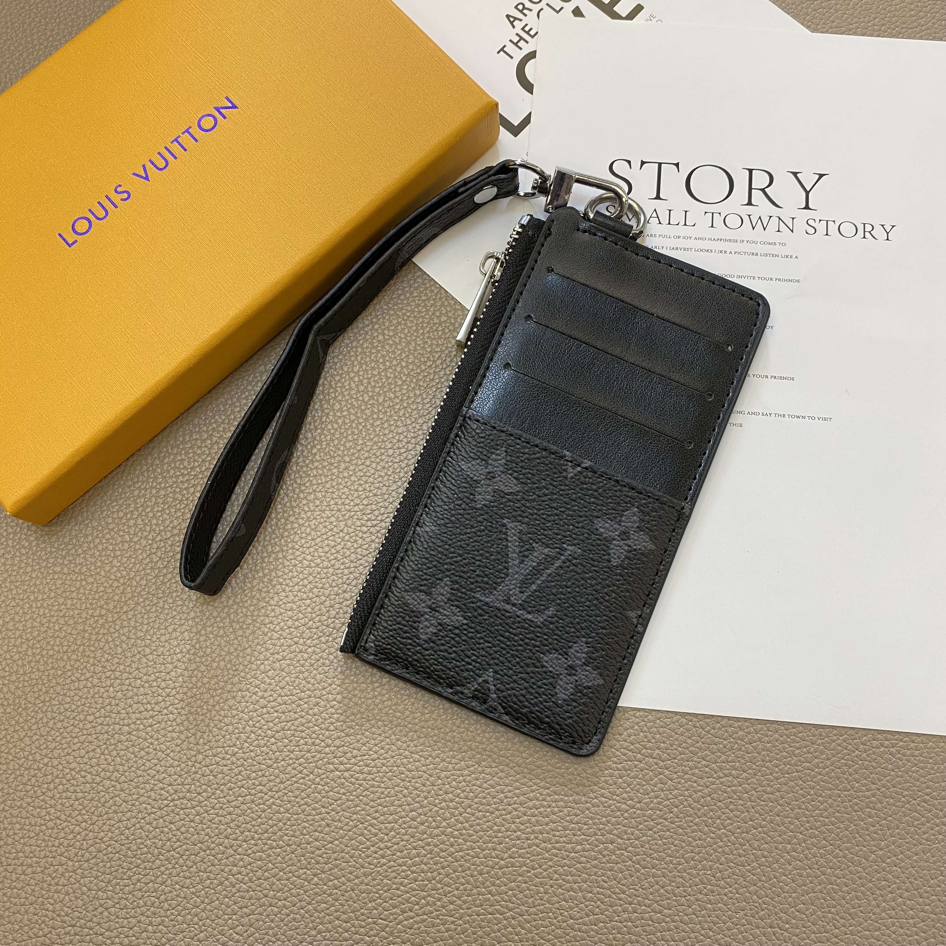 Luxury Leather Zipper Wallet Card Holder & Coin Purse With Bracelet