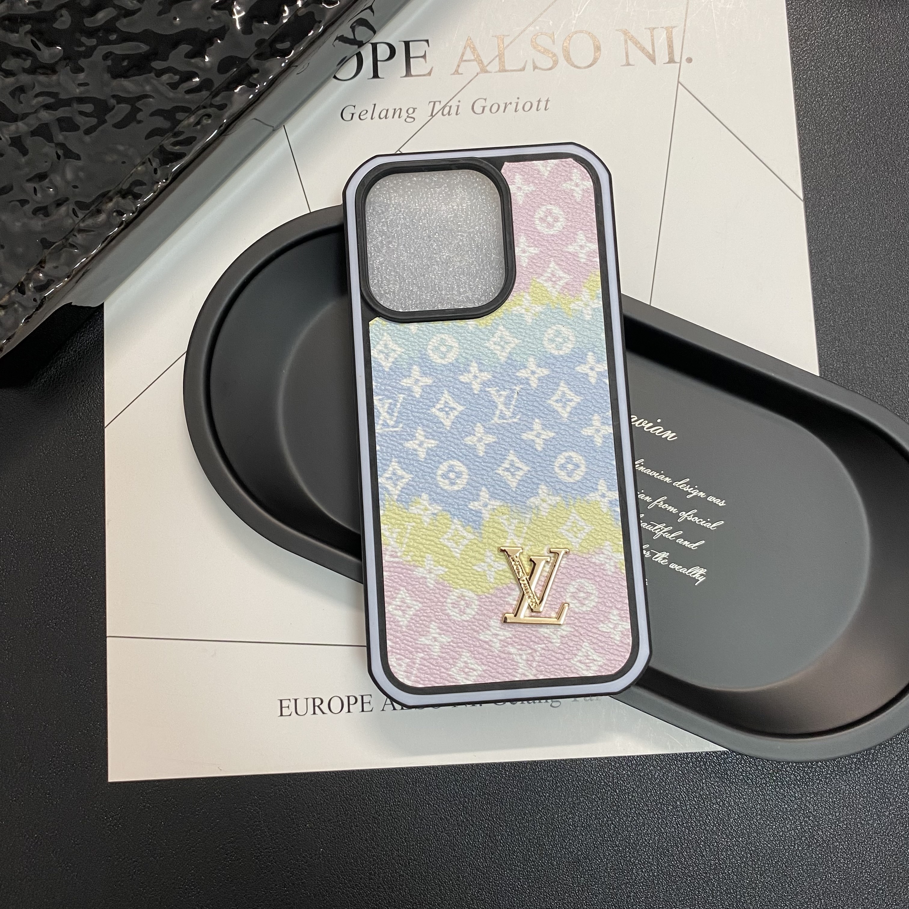 Louis Vuitton Monogram Leather iPhone Case-BELKCASE
