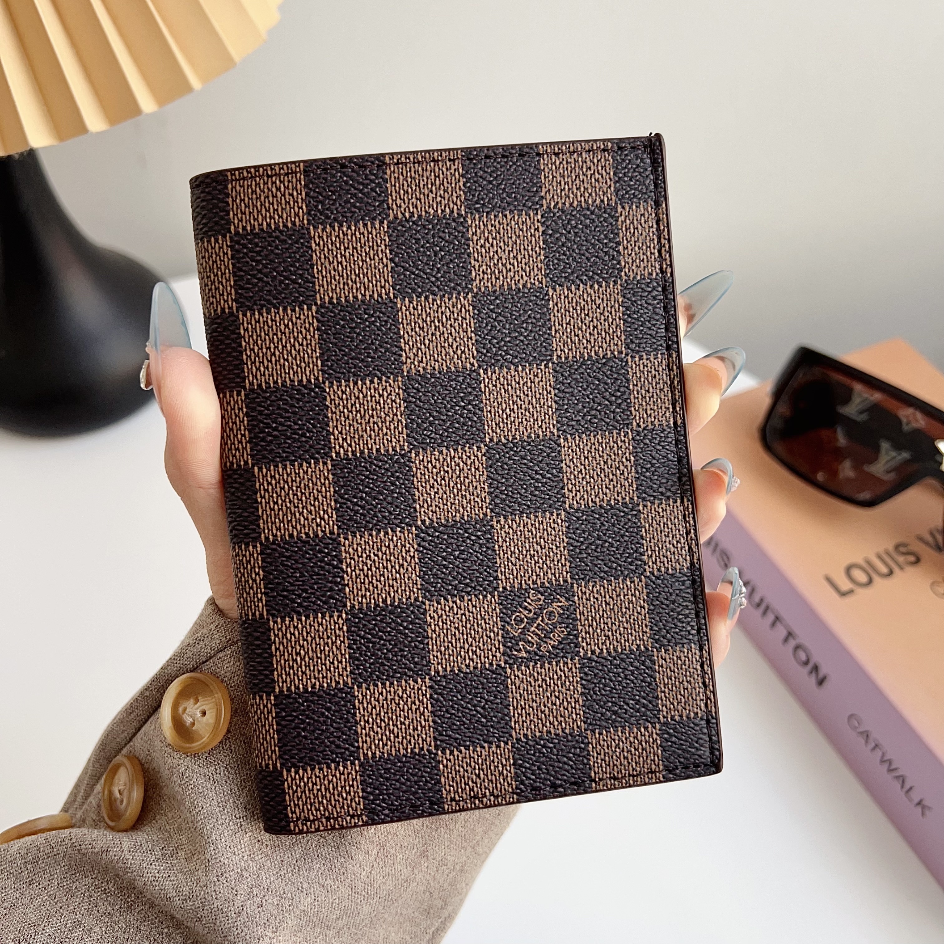 Louis Vuitton Gucci Luxury Leather Wallet Card Holder/Passport holder