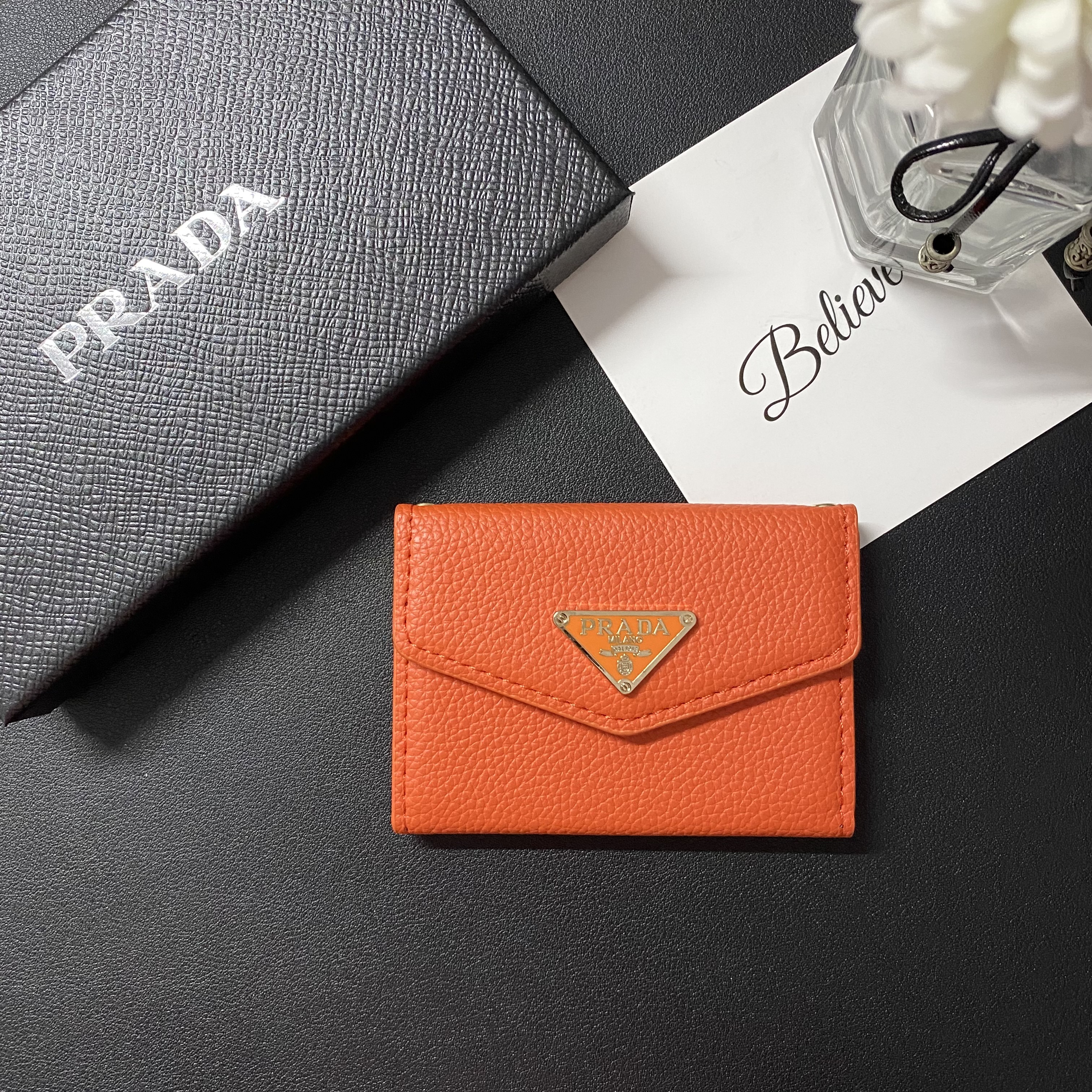 Classic Luxury Leather Wallet Card Holder & Coin Purse With Snap Closure