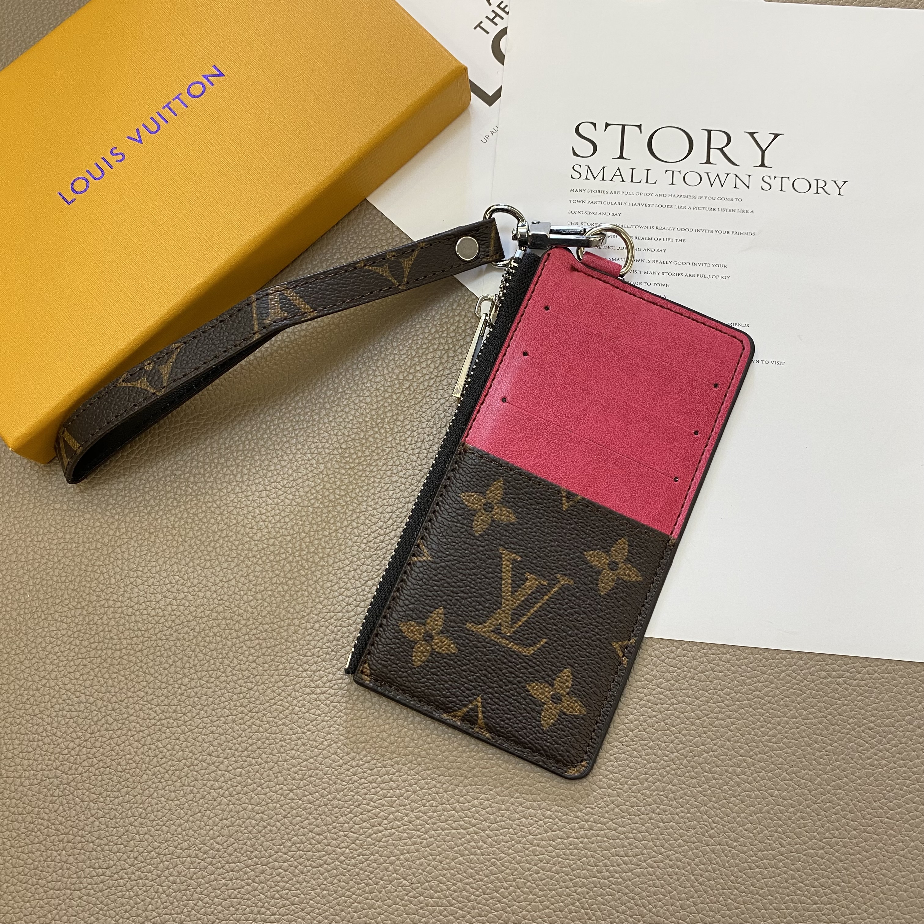 Luxury Leather Zipper Wallet Card Holder & Coin Purse With Bracelet