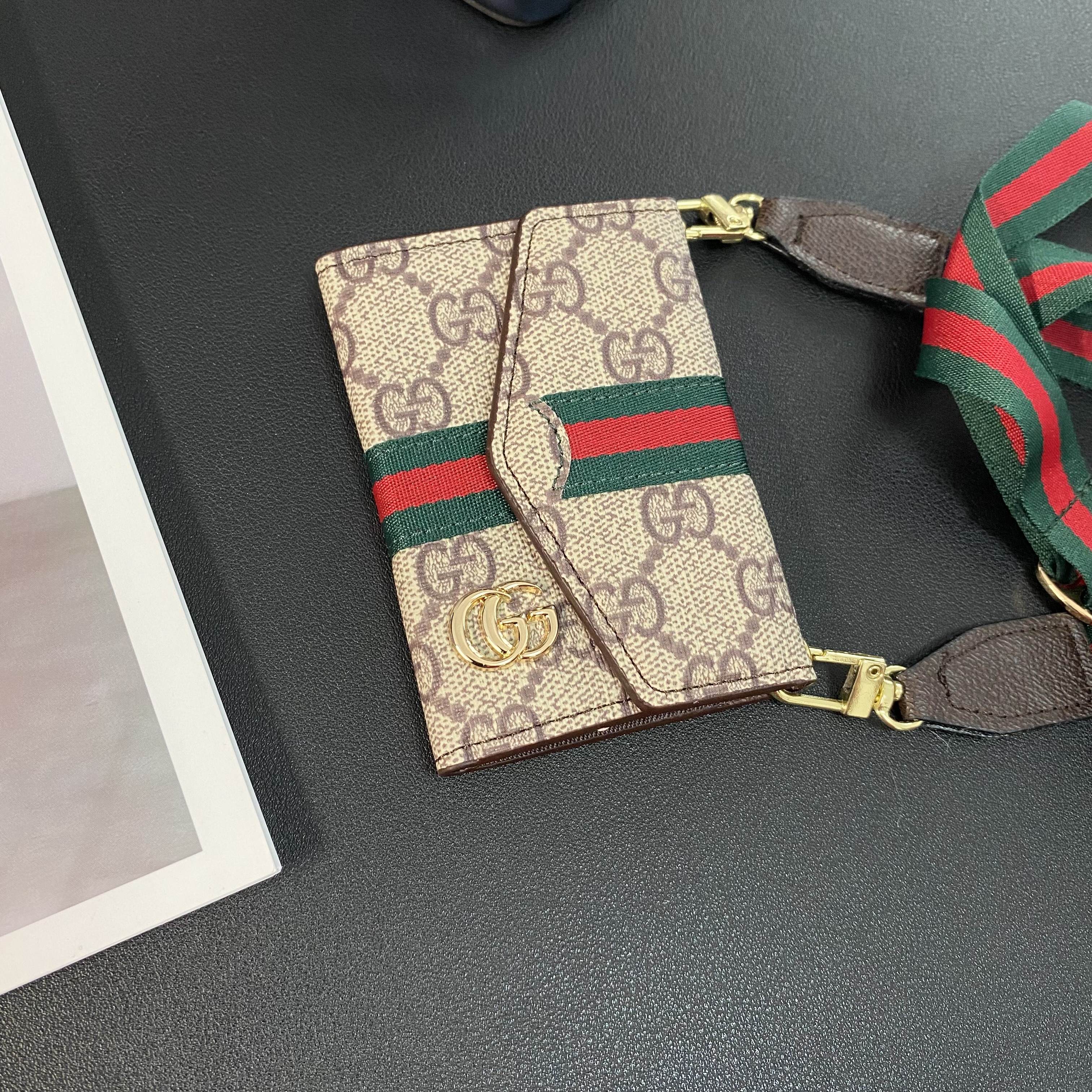 Luxury Leather  Zipper Wallet Card Holder & Coin Purse With  Crossbody Strap