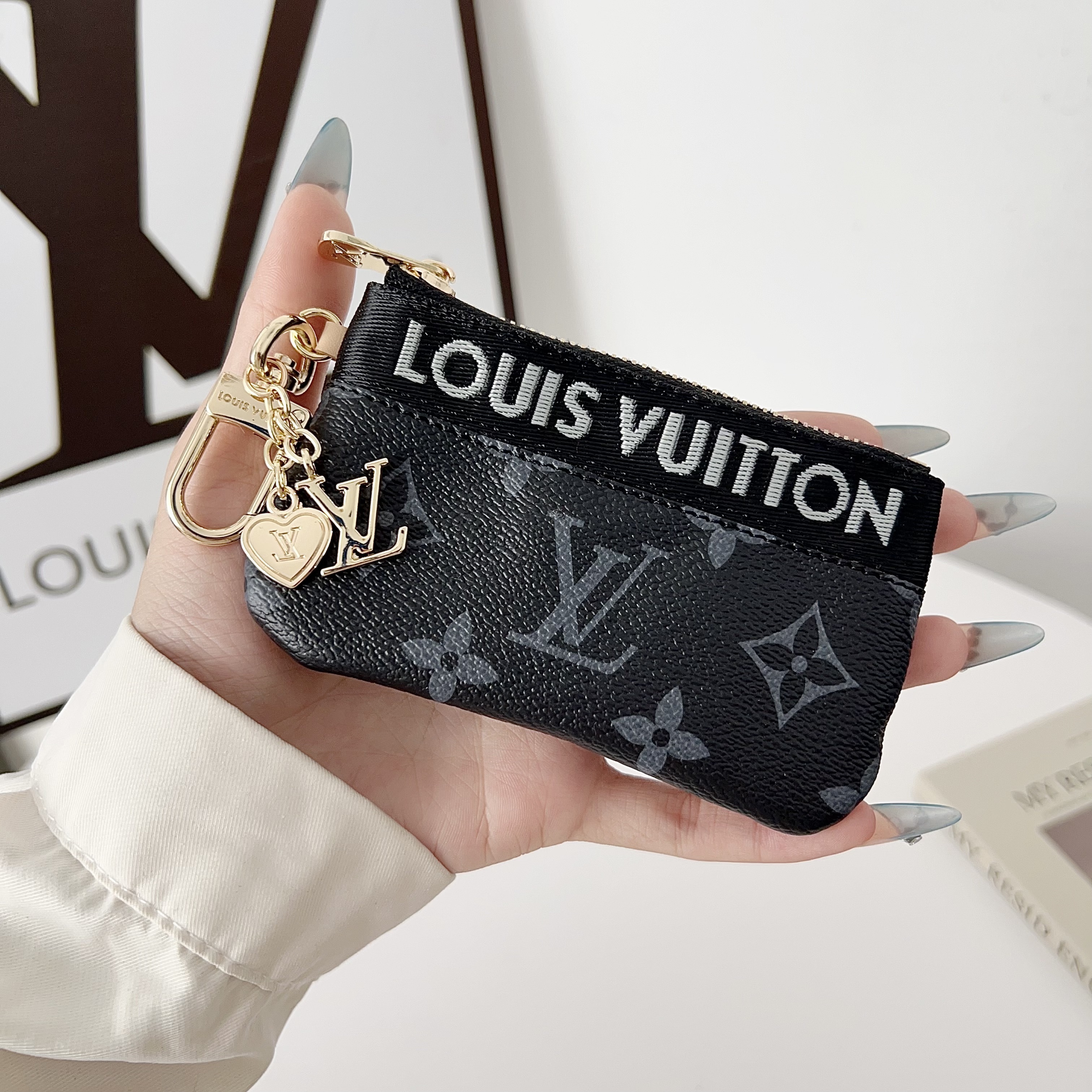 Louis Vuitton Luxury Leather Coin Purse