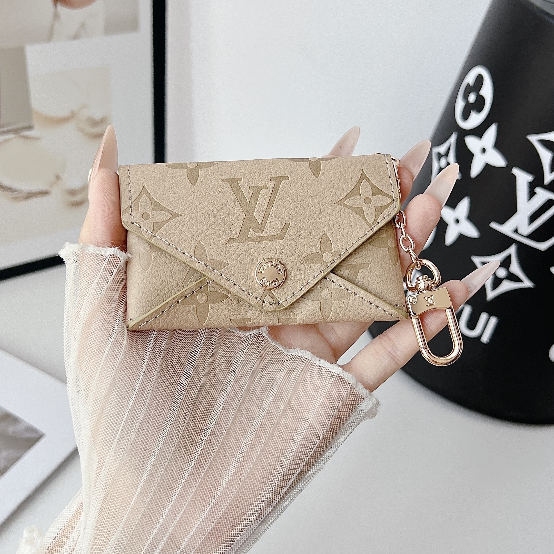 Louis Vuitton Luxury Leather Coin Purse