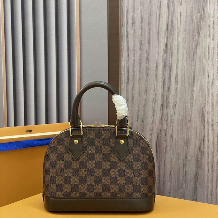 Classic Luxury Leather V Plaid Handbags
