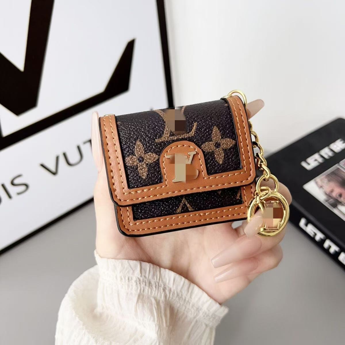 Classic Luxury Leather Airpods Case With Crossbody Strap-BELKCASE