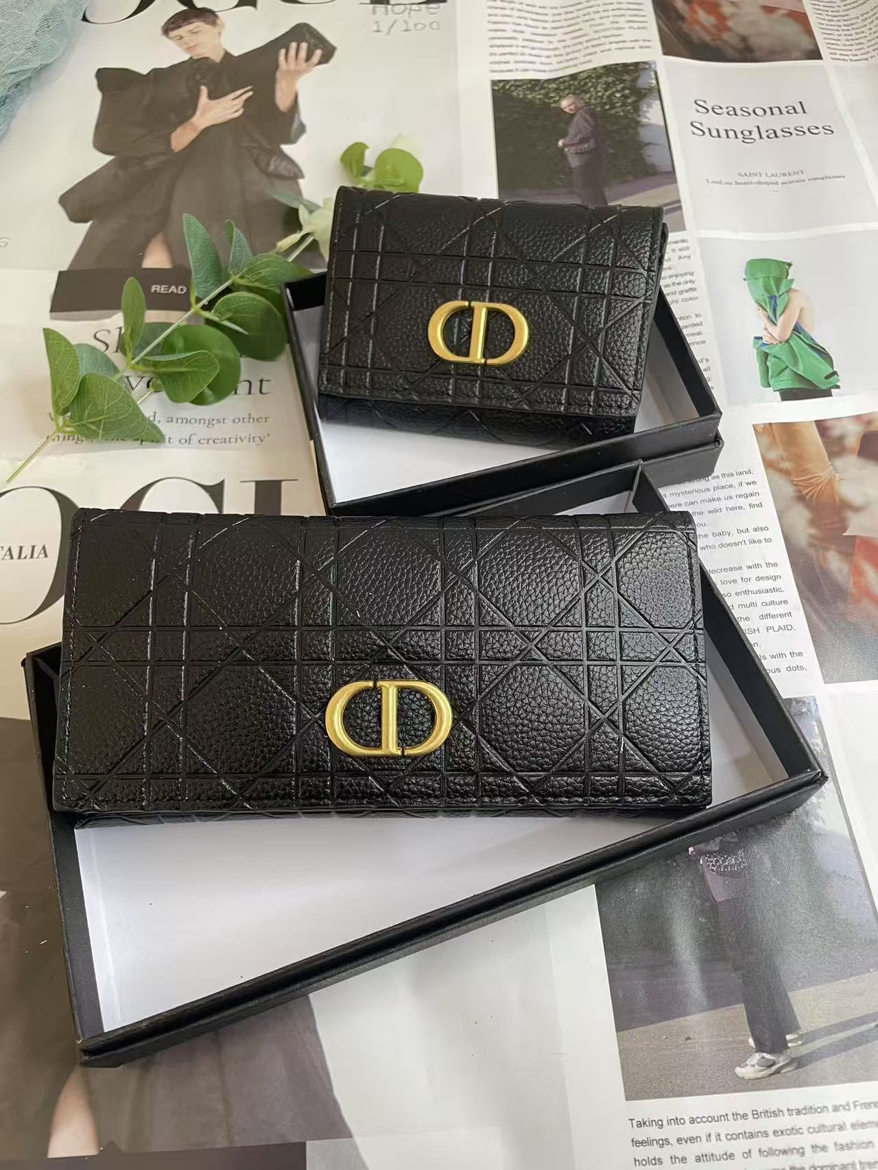luxurious Leather Flap Wallet