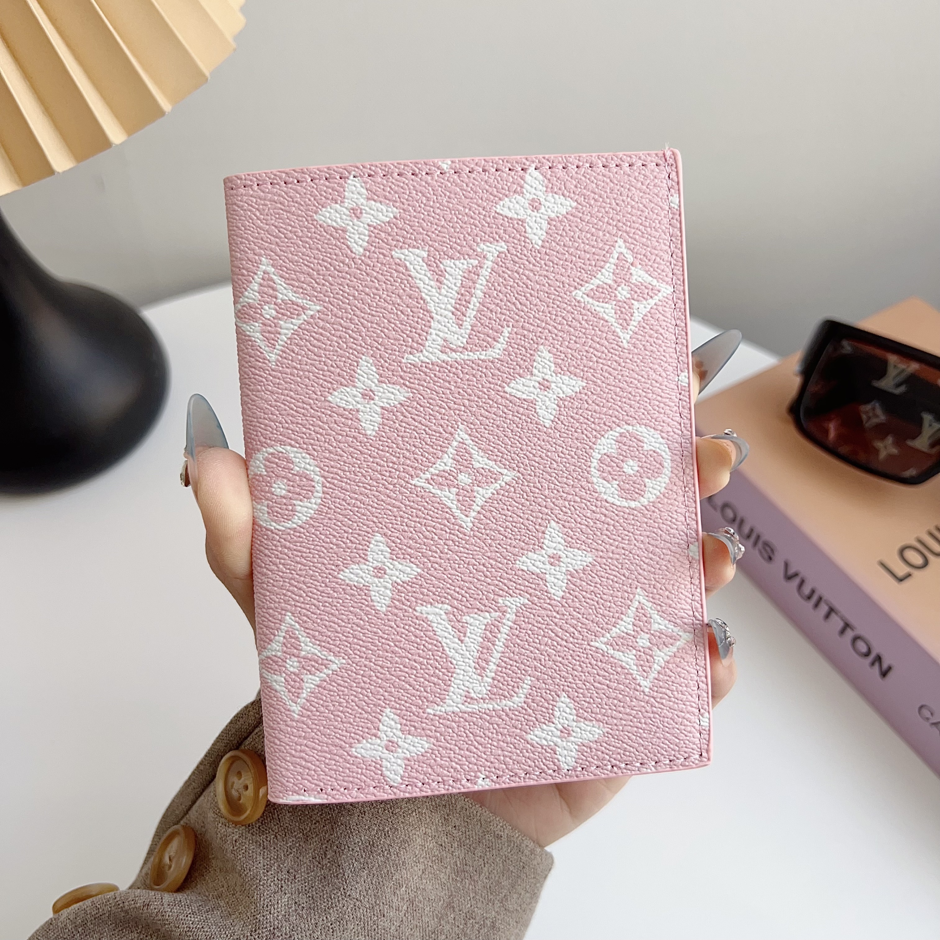 Louis Vuitton Gucci Luxury Leather Wallet Card Holder/Passport holder