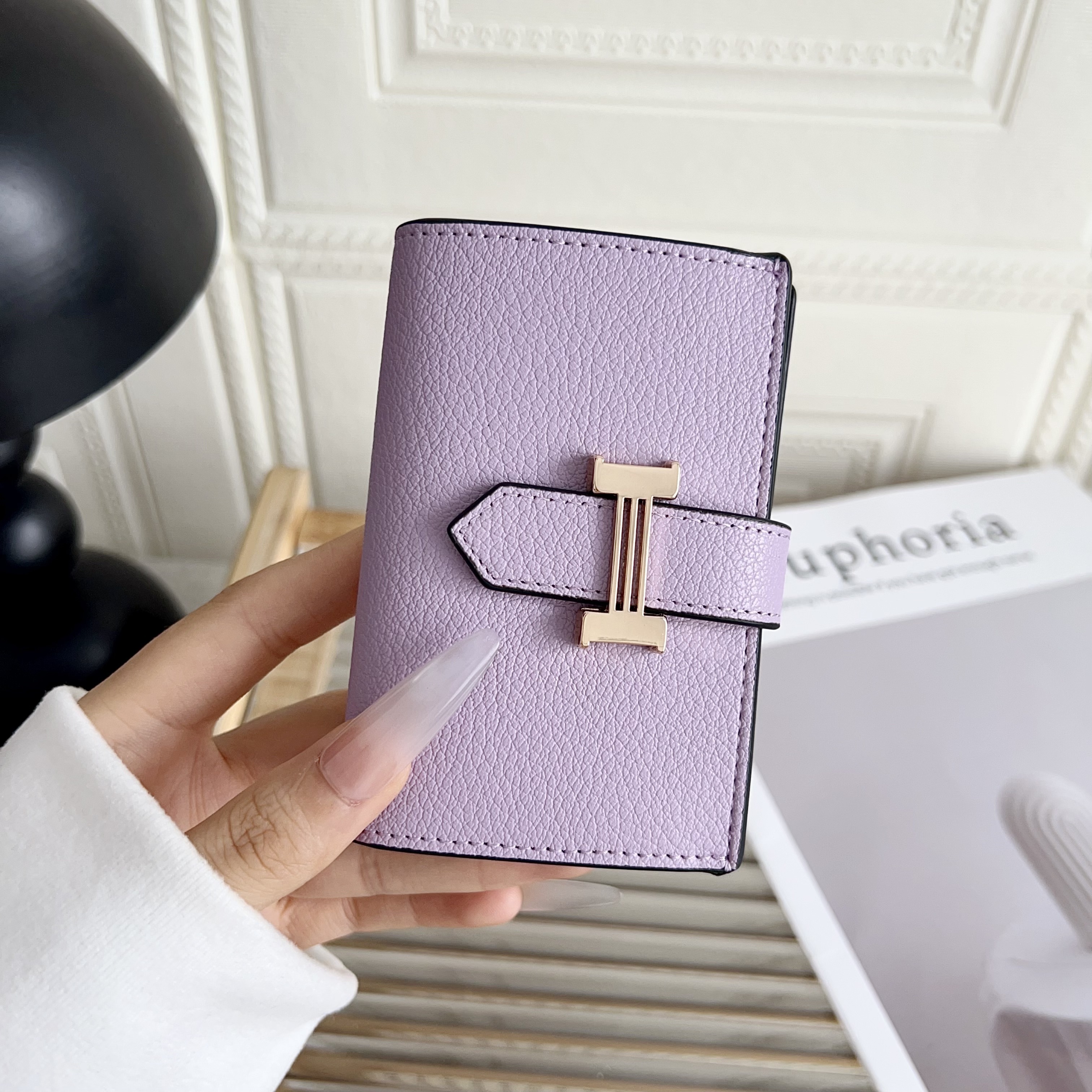 Hermès Classic Luxury Leather Wallet Card Holder & Coin Purse With Snap Closure