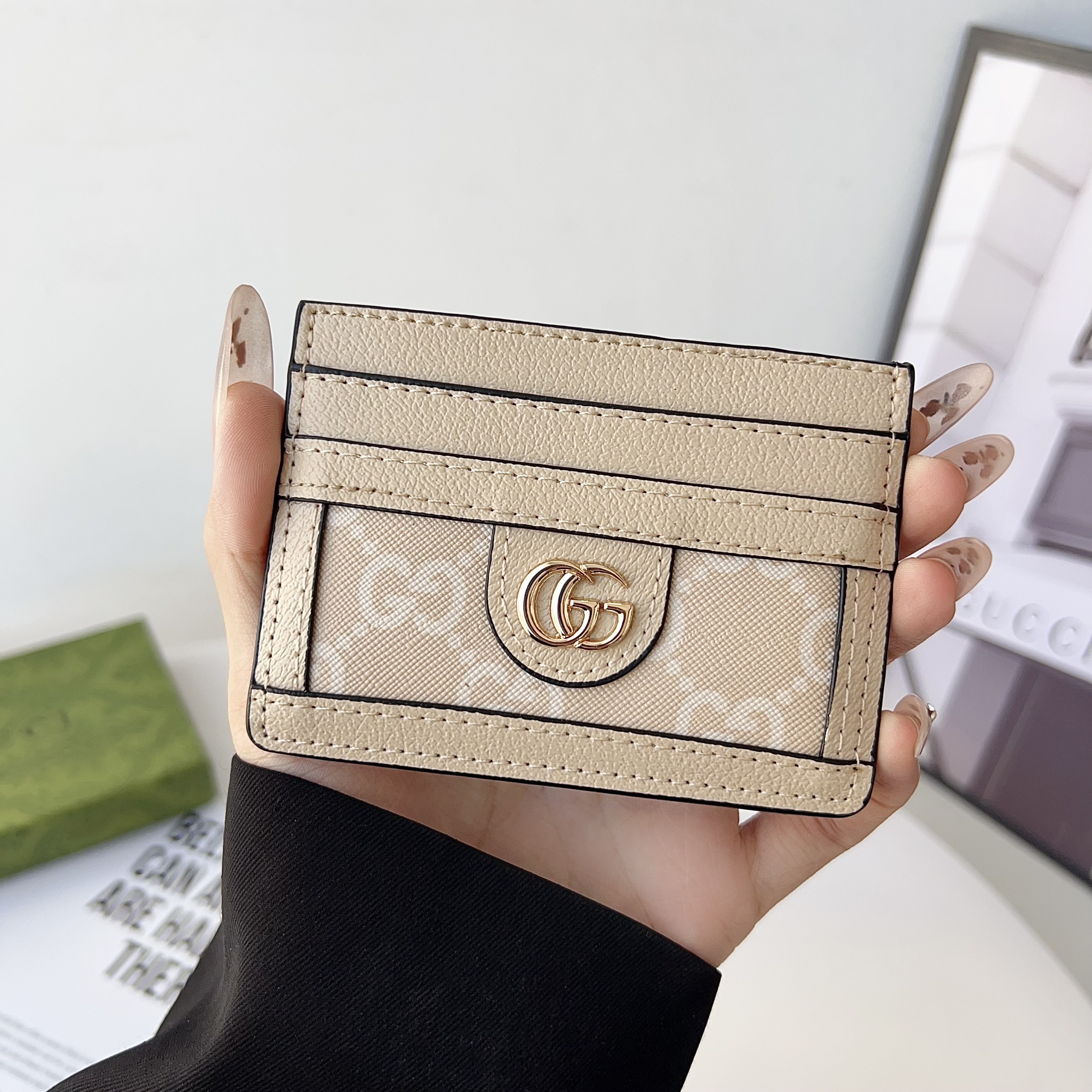 Gucci Black Leather Wallet Card Holder