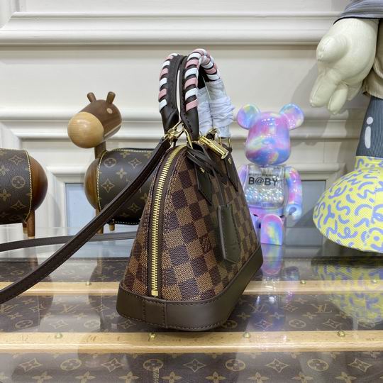 Classic Luxury Leather V Plaid Handbags